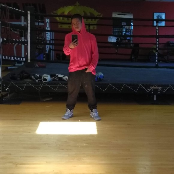 Meet your Posher, Zion - Picture 1 of 1